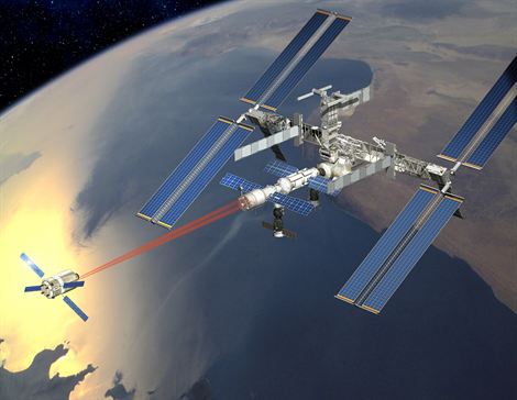 El carguero europeo ATV-3 se acopla con éxito a la Estación Espacial Internacional.