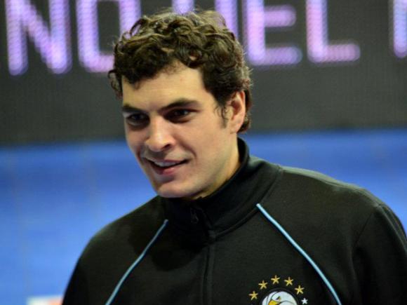 Bolívar viajó con una duda para enfrentar a Boca Río Uruguay