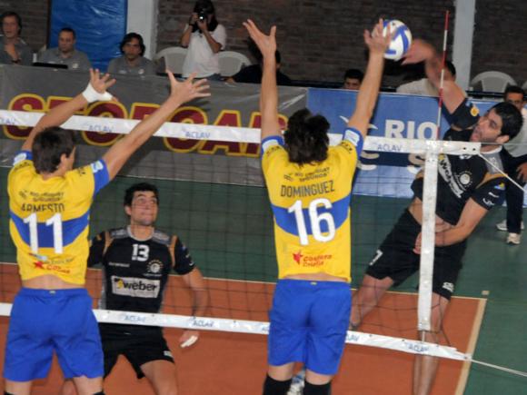 Boca Río Uruguay se puso 2 a 1 en la serie frente a Drean Bolívar tras vencerlo en Tie Break.