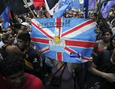 El gobernador de las islas malvinas denuncia que Argentina ¨les complica la vida¨.