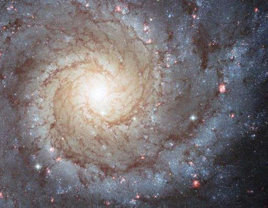 Captan evolución de una galaxia espiral a una elíptica.
