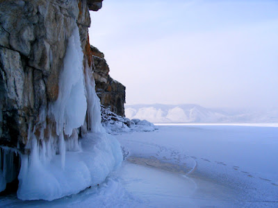 Los científicos no pueden acercarse al OVNI de Irkutsk