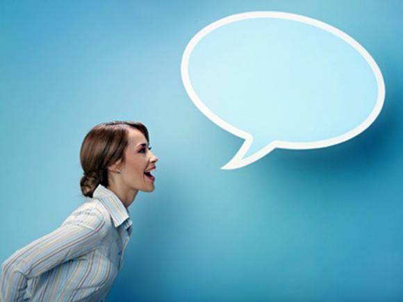 El hablar solo no es de locos (mejora la inteligencia)