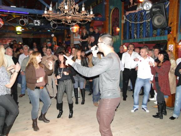 SHOWS 18,19 Y 20 DE MAYO