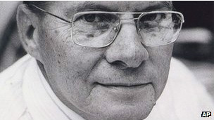 Murió el hombre que nos convirtió en televidentes vagos