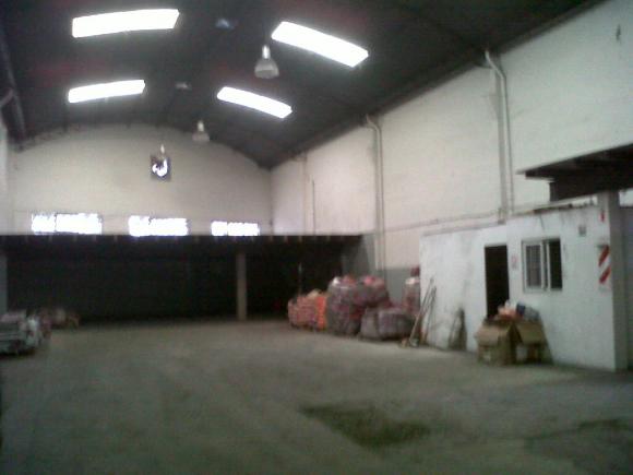 Deposito de 600 m²(sin columnas) - Precio:$13.000-. 