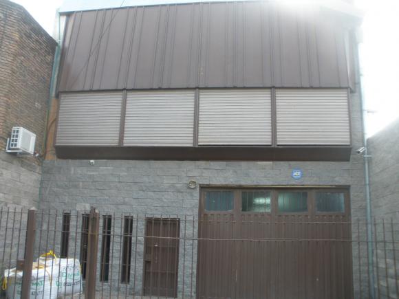 Depósito en planta baja de losa de 460 m2- u$s 4.000.- 