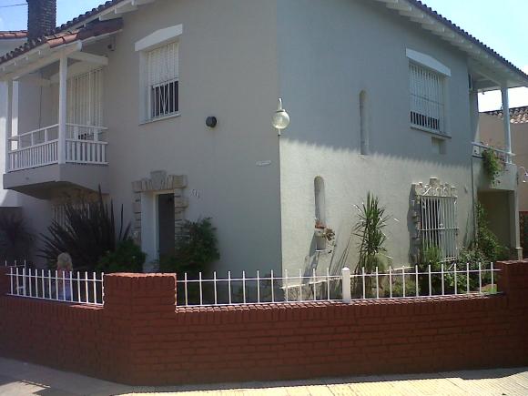 Casa en 2 plantas excelente estado (TIGRE)-U$S 220.000.-