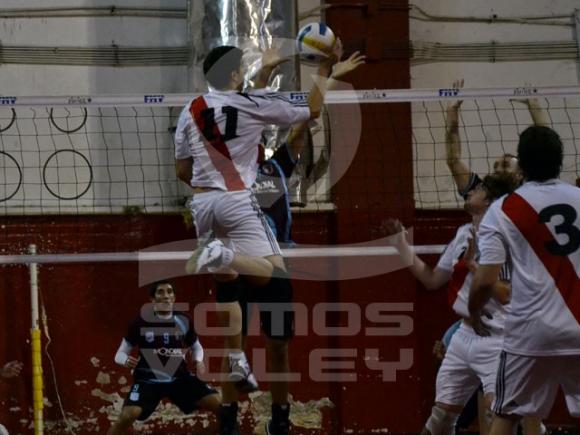 División de Honor Masculina, Fecha 13: Importantes partidos en Núñez.