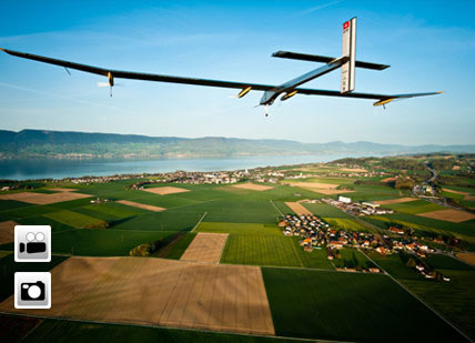 Solar Impulse, el avión solar viaja a otro continente.
