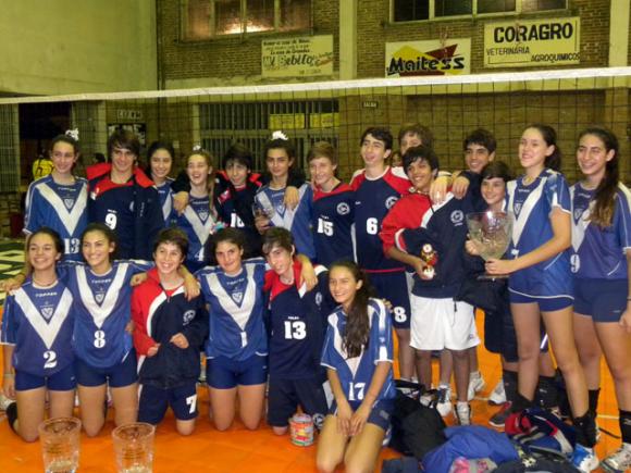 Vélez y Mendoza de Regatas, campeones del Torneo Nacional “Fiesta Argentina Infantil”.