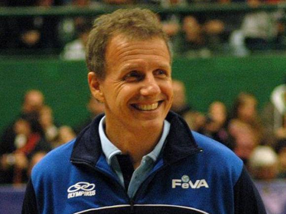 Movimientos en Sarmiento Santana Textiles tanto en el equipo y como en el cuerpo técnico