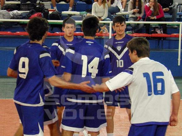 Masc/F9: Vélez rescató 8 puntos ante Bolívar.