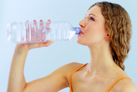  ¿Es bueno beber agua durante un examen?