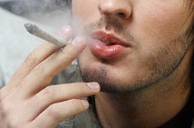 Advierten contra el extendido mito de que la marihuana es inocua.