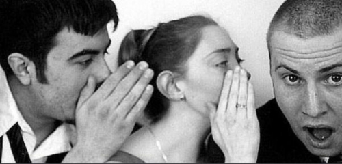 Cristina y los cacerolazos, el trasfondo de una agresión, tarifazo en transporte y la Cámpora al descenso.