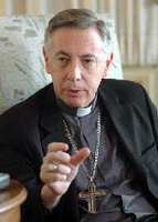 Reforma del Código Civil: modificacion substancial del matrimonio, la familia, la vida