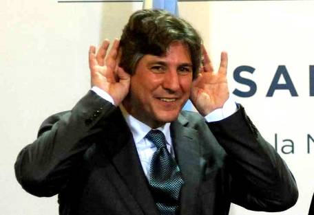 Un almanaque para Boudou: confundió el 20 de junio con el 27 de febrero. ANUNCIÓ QUE ASISTIRIA AL “BICENTENARIO DE LA CREACIÓN DE LA BANDERA”.