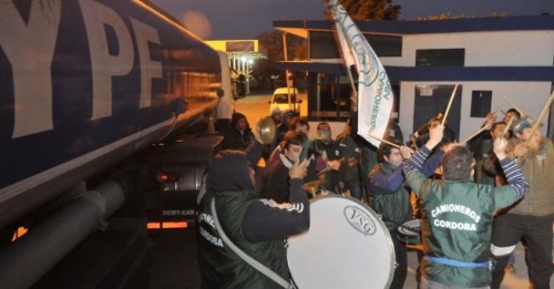 Por qué no puede aplicársele la Ley de Abastecimiento a Moyano.