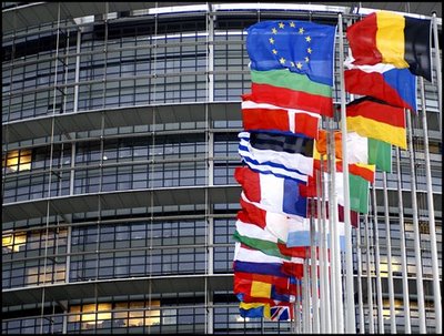 El Tribunal de la UE confirma la tercera sanción contra Microsoft aunque la reduce a 860 millones