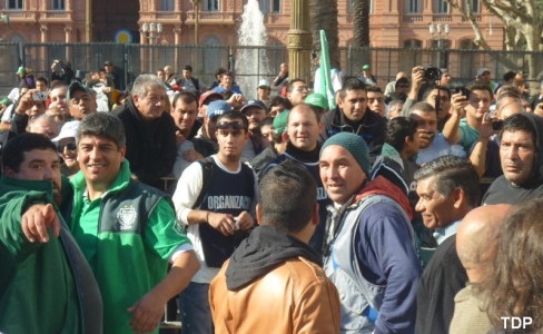 Crónica en primera persona desde la Plaza de Moyano.