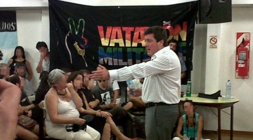 El problema, ¿es la agrupacion “Vatayón Militante” o la indiferencia general?. LAS COSAS POR SU NOMBRE