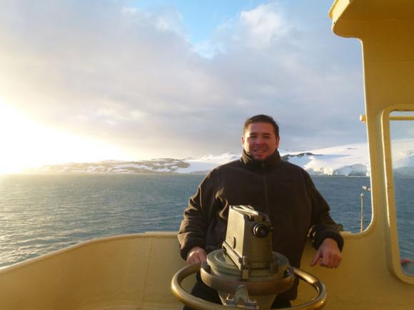 Científicos Argentinos y Alemanes aislaron bacterias marinas del Canal del Beagle con fines biotecnológicos