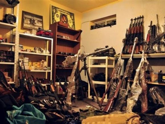 Según un informe oficial se robaron más de 400 armas a las Fuerzas Armadas.