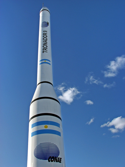 Argentina podrá lanzar varios satélites al año desde Buenos Aires a partir de 2015‏