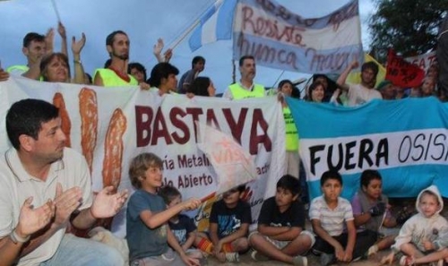 Famatina: sin dinero de la provincia, subsiste gracias a peñas y ferias de pollos. EL INTENDENTE ISMAEL BORDAGARAY NO RECIBE FONDOS DESDE HACE 6 MESES