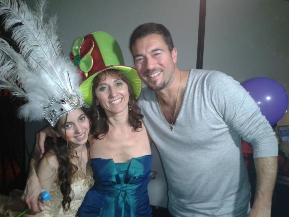 FOTOS FIESTA DE 15 NICOLE -SHOW FULL GUSTAVO SANTILLAN