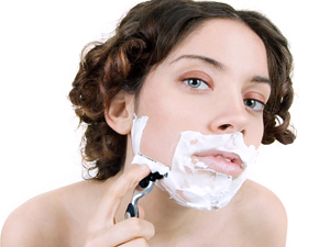 ¿Cómo se llama al exceso de vello?  