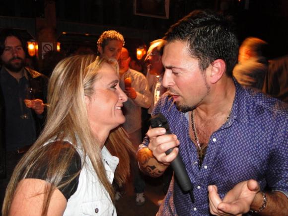 FOTOS SHOW GUSTAVO SANTILLAN EN¨LA VENTOLA¨