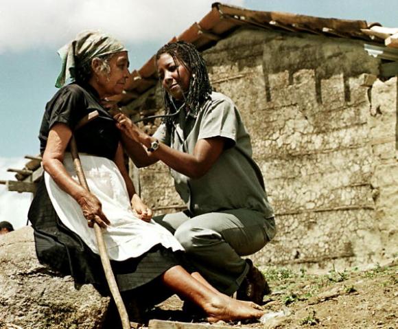 Médicos descubren cómo quitar dolor de artritis reumatoide y osteoartritis