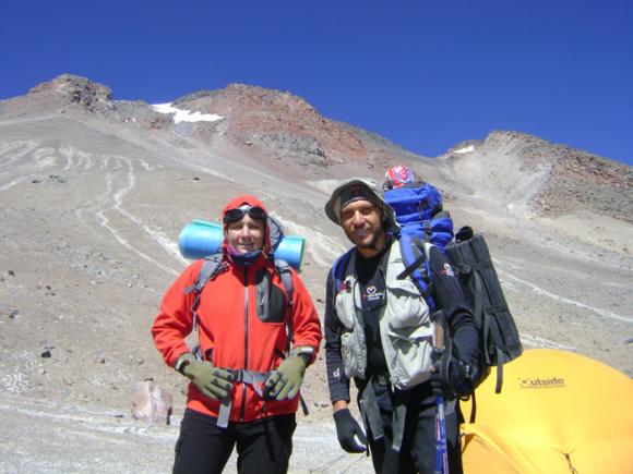 Un grupo de investigadores de Argentina y Estados Unidos hallan en la Cordilera microorganismos que viven en ambientes extremos‏