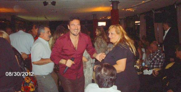 FOTOS SHOW GUSTAVO SANTILLAN EN¨MODENA¨