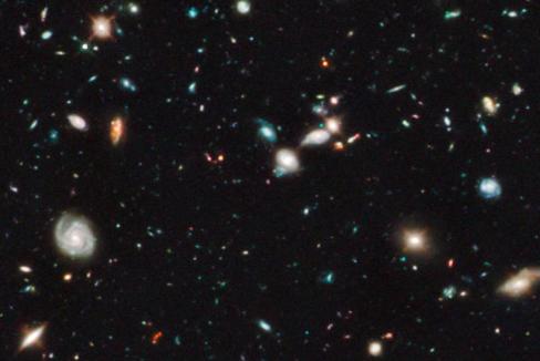 NASA muestra imágenes de la galaxia más lejana