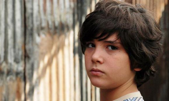 Cuanto más infeliz eres en la infancia, más materialista te vuelves.