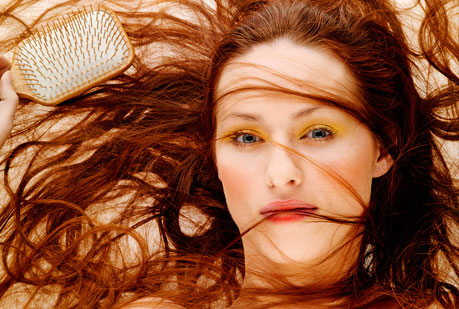 ¿Por qué se nos cae más el pelo en otoño?