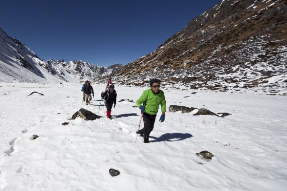 Avalancha en Himalaya: se teme por 11 muertos y 13 turistas desaparecidos
