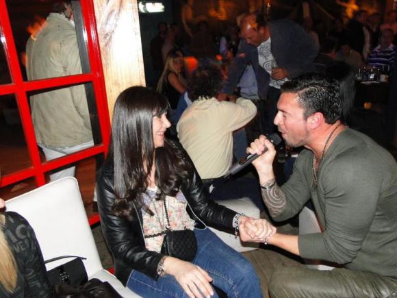 FOTOS SHOW GUSTAVO SANTILLAN EN¨LA VENTOLA¨VIERNES 28