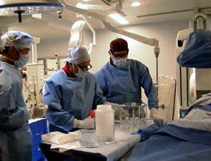 La Argentina es el primer país de América latina en emplear microesferas radiactivas para tratar el cáncer de hígado‏