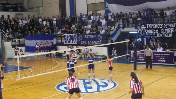 VÓLEY FEMENINO, Gimnasia derrotó a Estudiantes 
