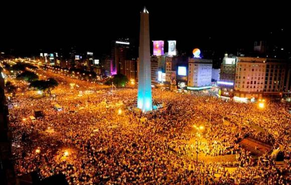 Fue multitudinaria la protesta contra el Gobierno