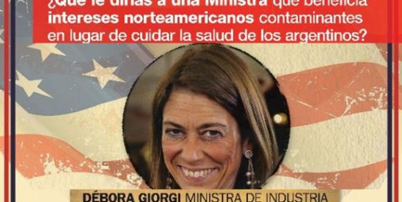 Solicitada de Greenpeace publicó el teléfono de una ministro K