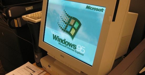 Insólita tecnología en Casa de la Moneda para controlar la producción de billetes. EQUIPOS DE HACE 30 AÑOS, WINDOWS 95 Y FALTA DE SEGURIDAD CLAVE