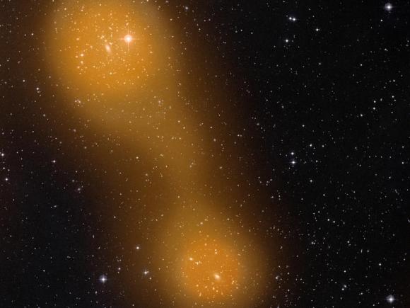 Observan dos cúmulos de galaxias comunicándose entre sí mediante gas