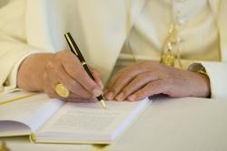BENEDICTO XVI Motu Proprio sobre el SERVICIO DE LA CARIDAD Proemio