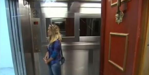 Escalofriante resurrección en un ascensor endemoniado