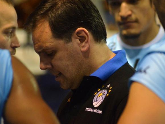 Javier Weber: “Todavía no estamos jugando a nivel de equipo”